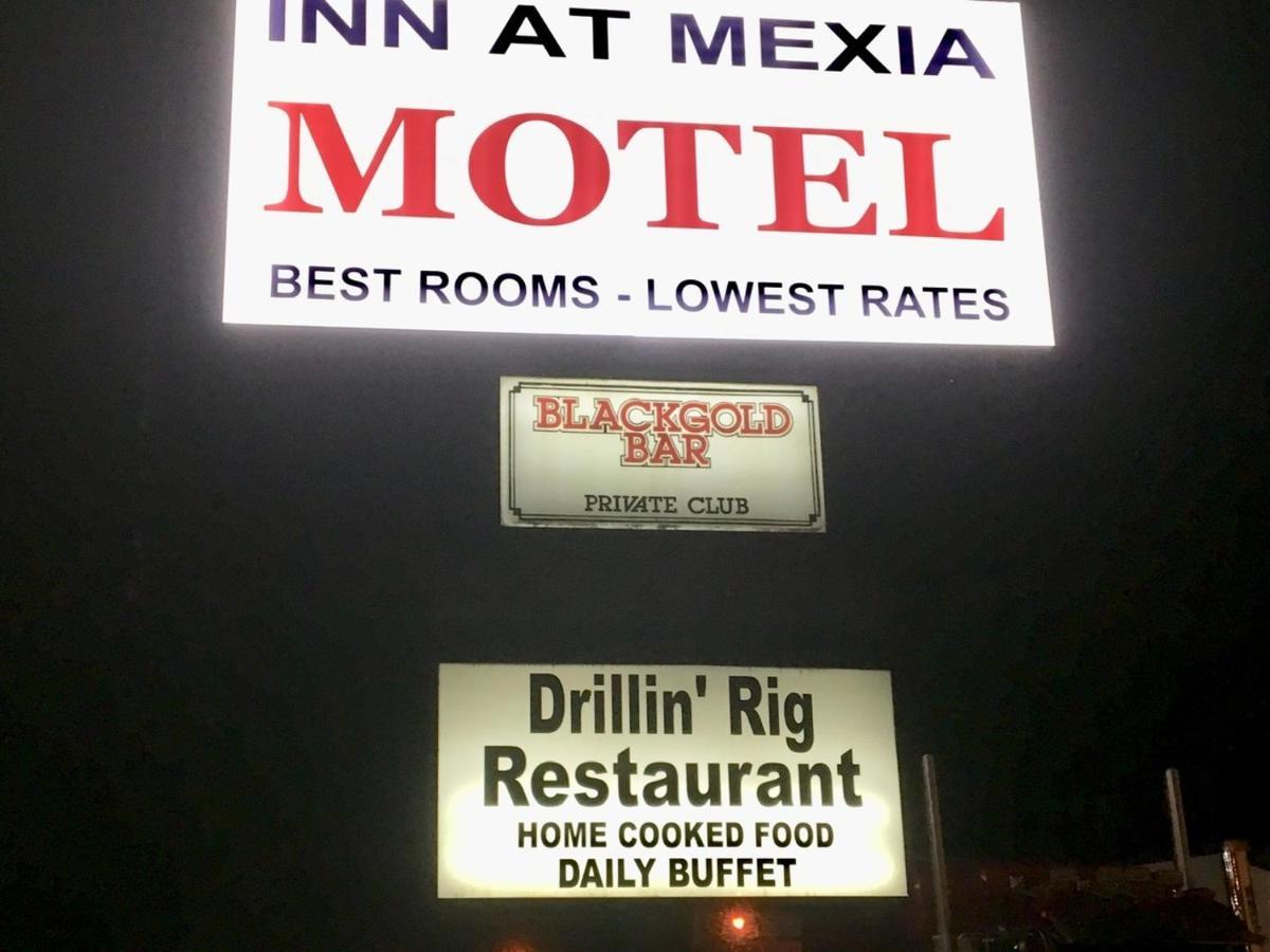 The Inn At Mexia Экстерьер фото